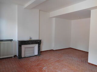  Appartement à louer 4 pièces 80 m²