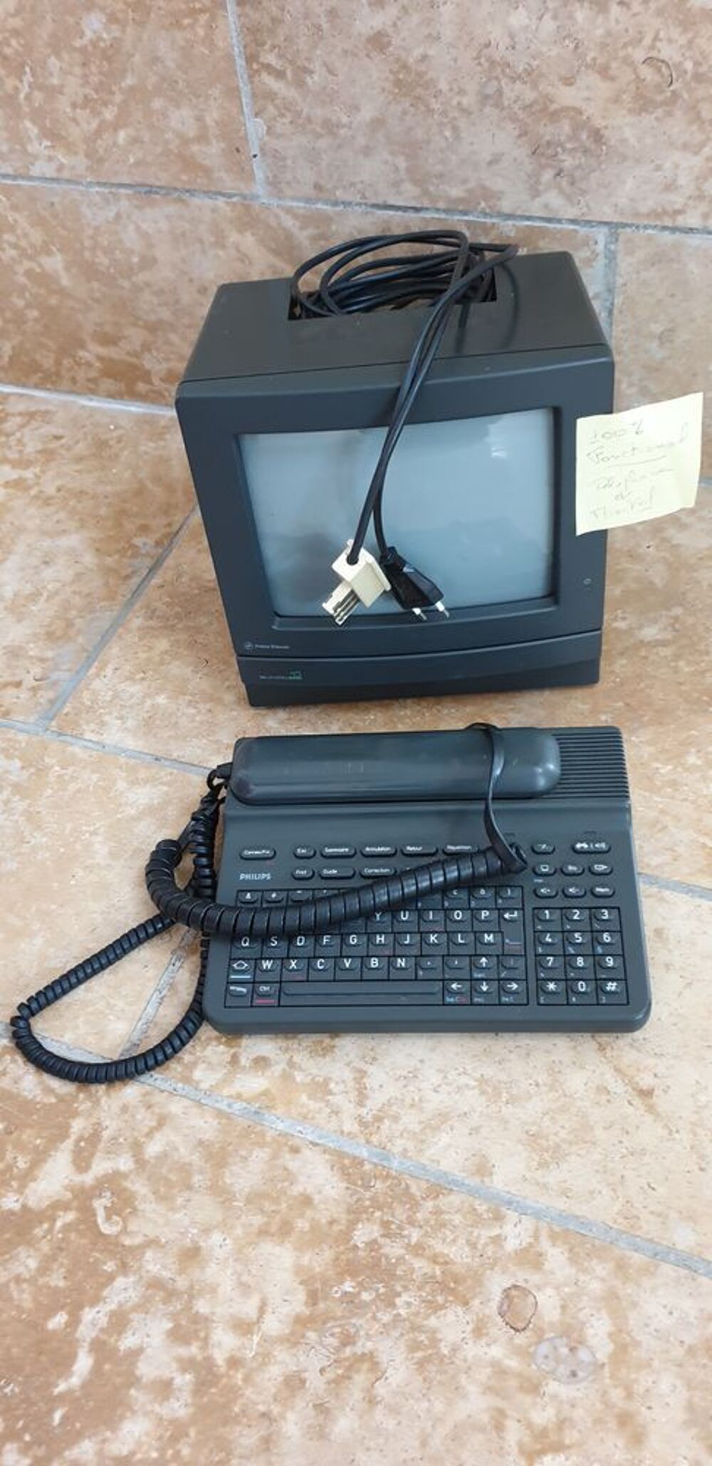 minitel et t&eacute;l&eacute;phone Téléphones et tablettes