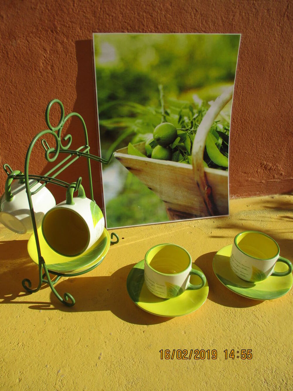 Lot Cadre Citrons + Portique Tasses Vertes &amp; Jaunes. Décoration