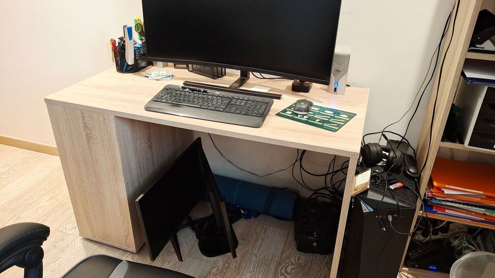 Bureau 120x60x72 Meubles