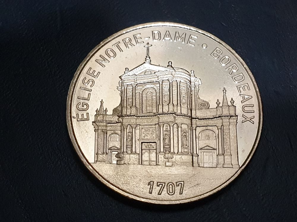 M&eacute;daille touristique &eacute;glise notre dame Bordeaux 