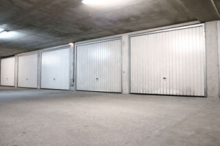  Parking / Garage  vendre 15 m