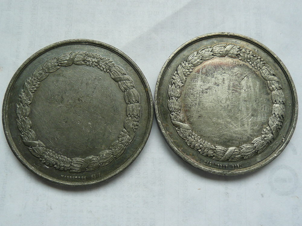 Lot de deux m&eacute;dailles Napol&eacute;on III Empereur 18 ?? 