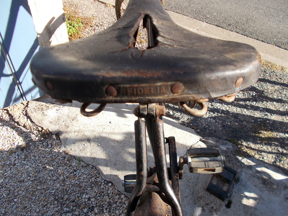v&eacute;lo avant guerre 1930col de cygne alta paris favrot laval Vélos