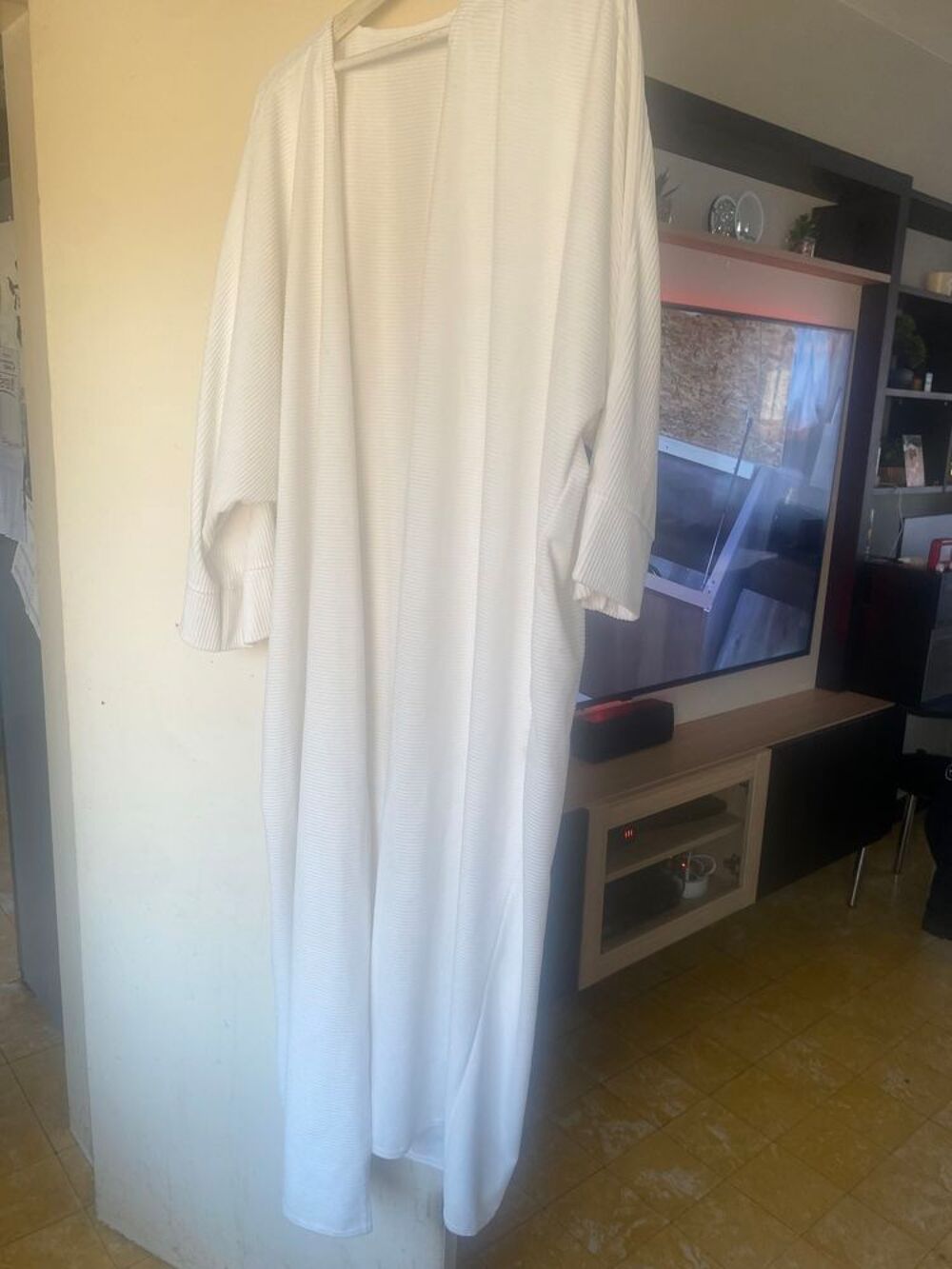 Bonjour gilet long blanc Vêtements