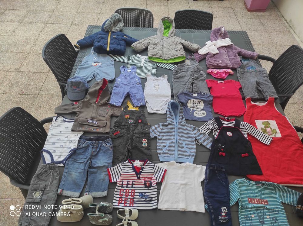 gros lot v&ecirc;tements/ accessoires b&eacute;b&eacute; gar&ccedil;on et fille. diverses tailles Vêtements enfants