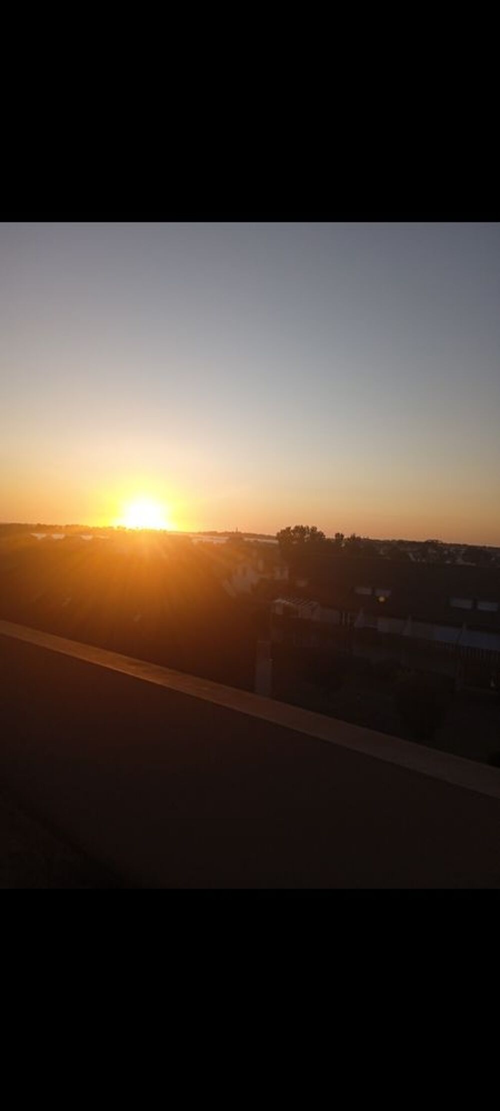 Vente Appartement Studio avec une pièce style bureau vue mer Roscoff
