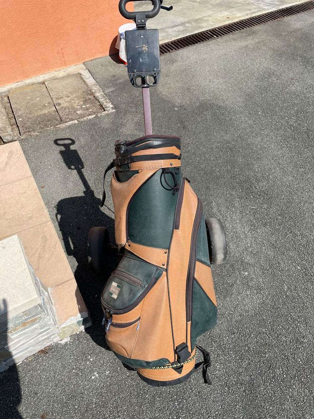 chariot et clubs de golf Sports