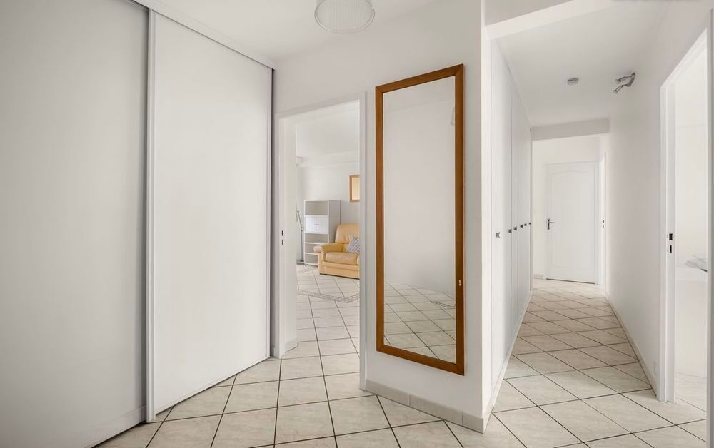 Location Colocation Colocation 3 grandes Chambres meublées 12-19m2 Tram-Métro CC Villeurbanne