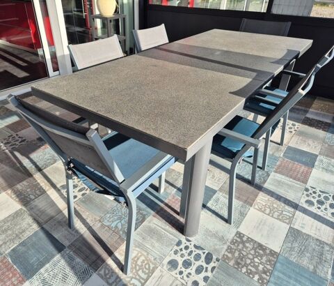 TABLE DE JARDIN EXTENSIBLE AVEC 6 CHAISES 6 COUSSINS 415 Marmande (47)