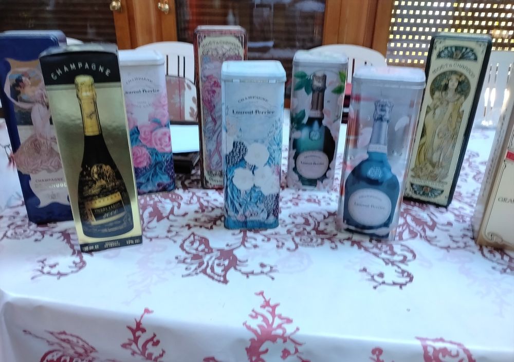 boite de whisky et de champagne 
