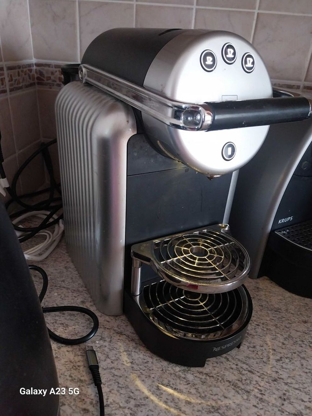 machine &agrave; caf&eacute; pro nespresso Electroménager