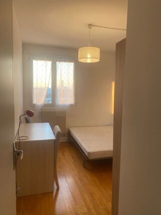  Colocation à louer 3/4 pièces 70 m²