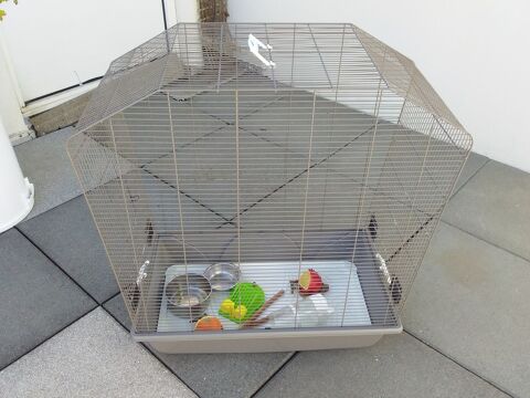 cage a oiseaux 50 44600 Saint-nazaire