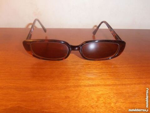 Monture de lunettes écailles (27) 15 Tours (37)