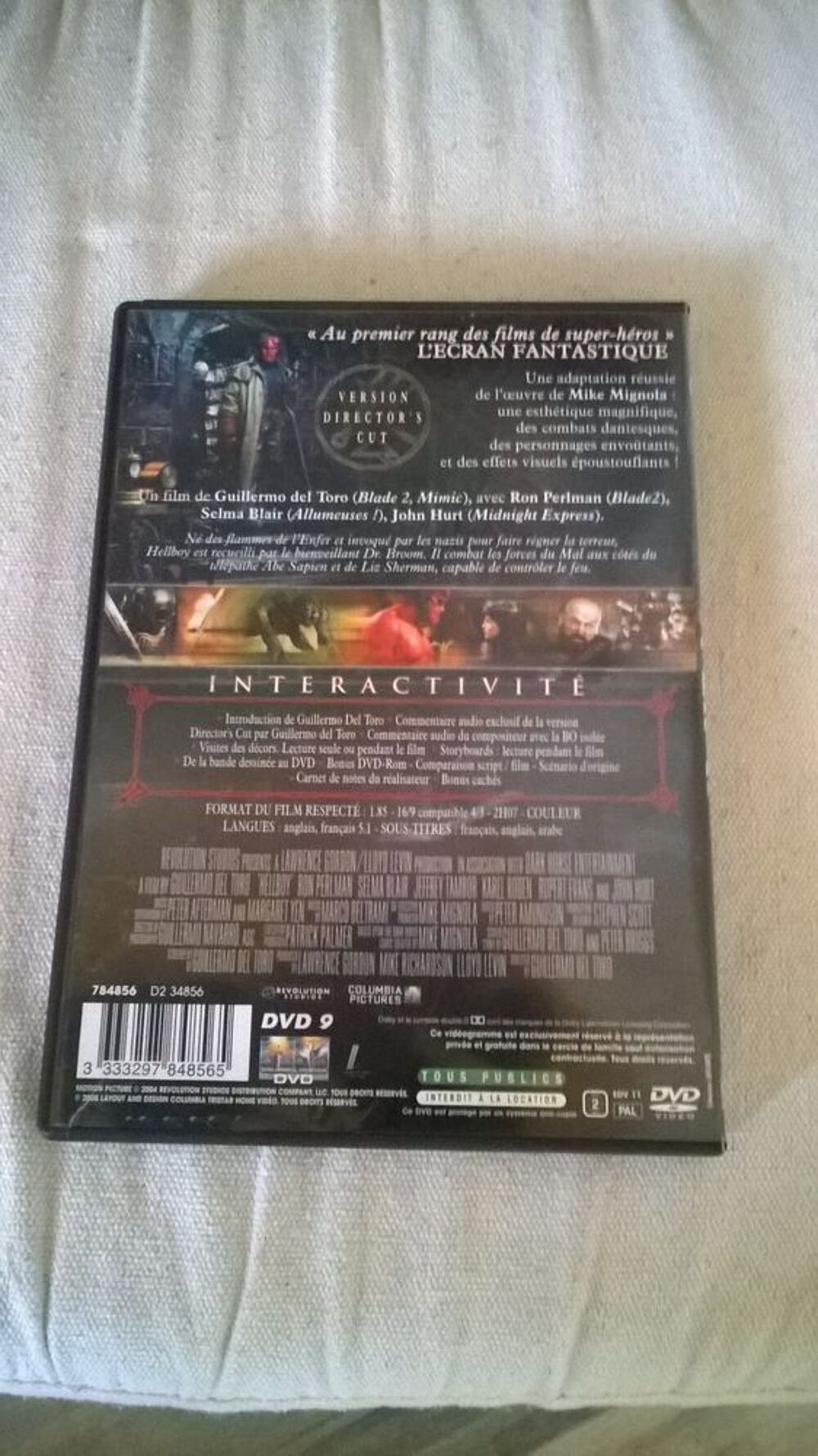 DVD HELLBOY
2005
Excellent etat
En Fran&ccedil;ais
+Bonus
Le d&eacute; DVD et blu-ray