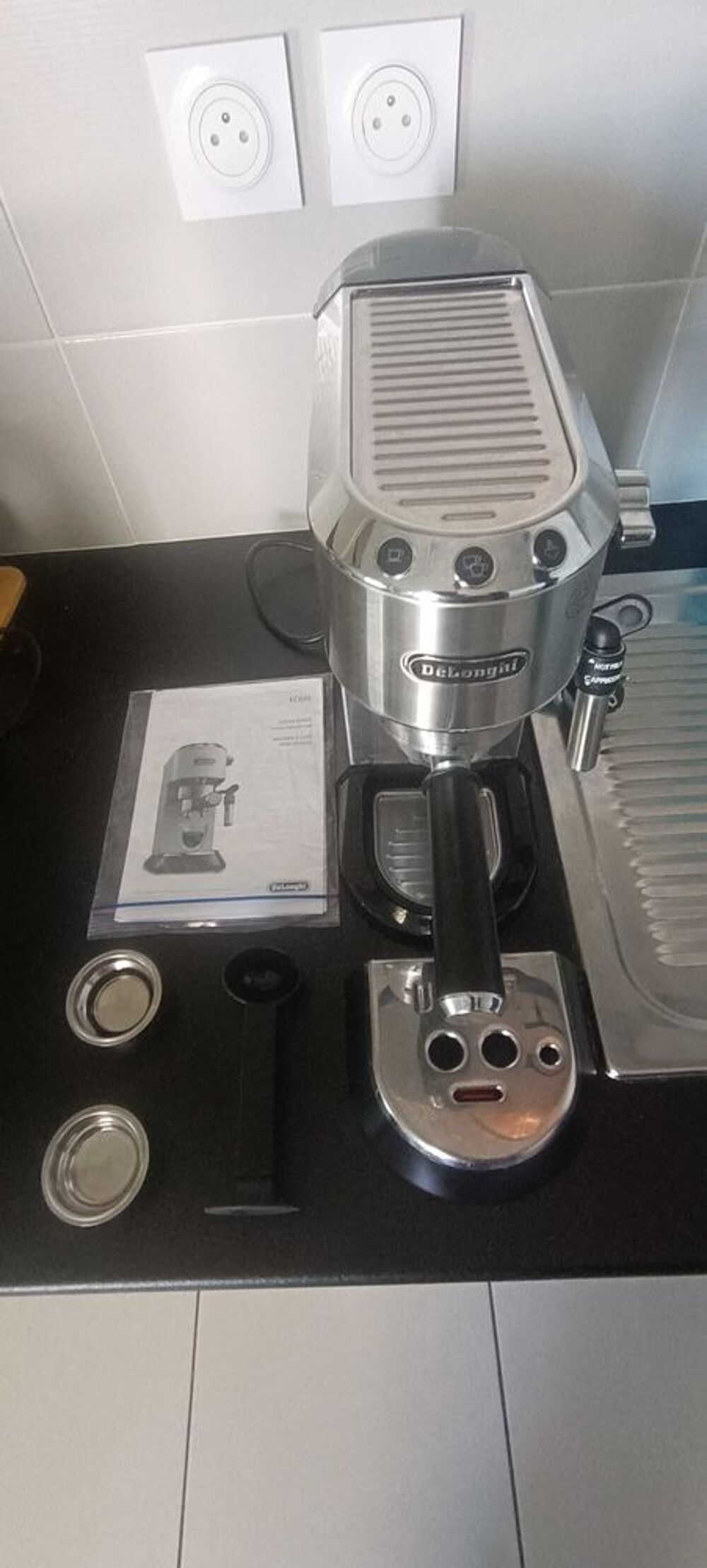Machine &agrave; caf&eacute; expresso manuelle Delonghi dedica EC695 | Avec bo&icirc;te et garantie Electroménager