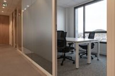  Espace de travail privé personnalisé en fonction des besoins uniques de votre entreprise à La Pardieu  