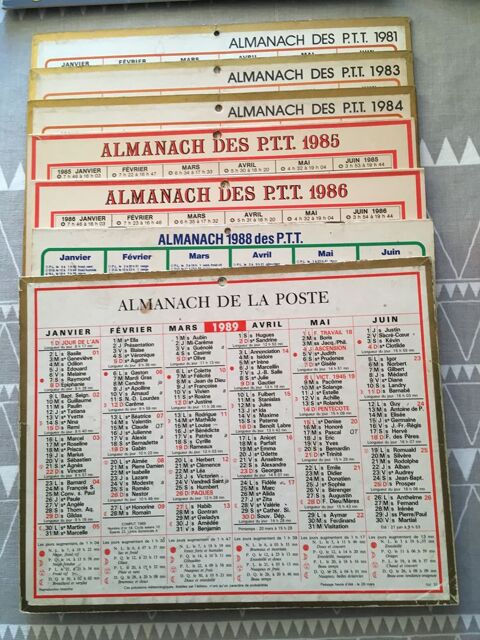 LOT DE CALENDRIERS 
25 Vaucresson (92)