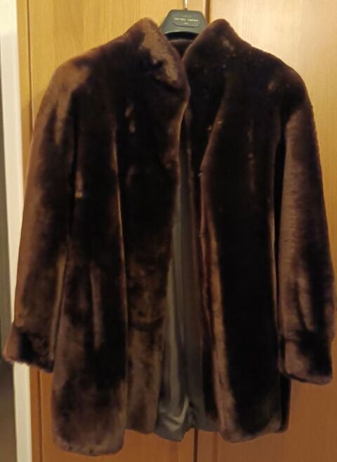 Manteau 3/4 Vison 100 Neuilly-sur-Marne (93)