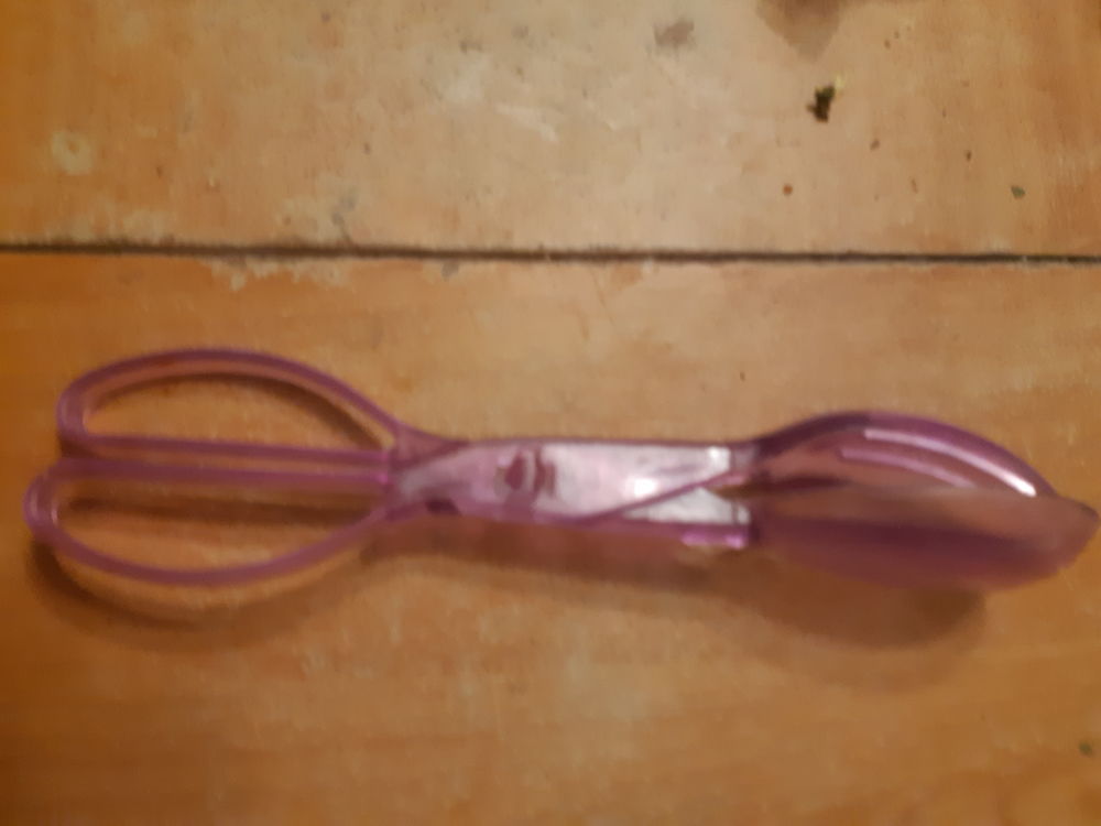 Couvert en plastique pour salade Cuisine