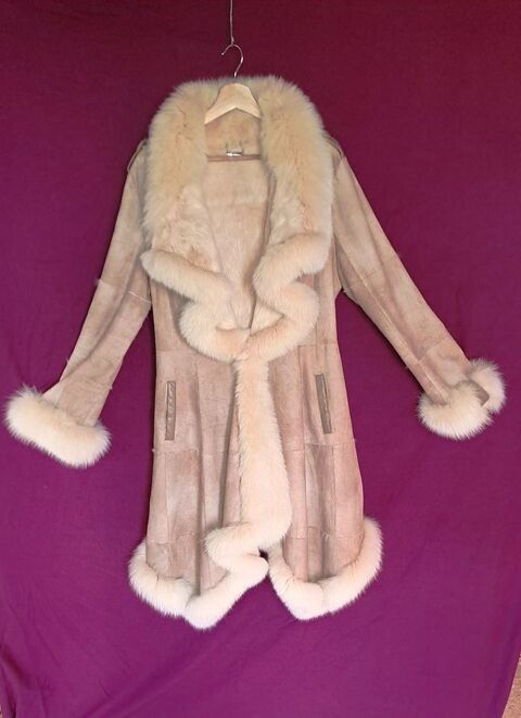 Manteau fourrure Intuition Taille 42 620 Gex (01)