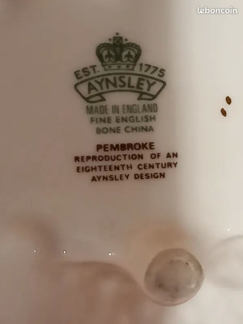 Bol en porcelaine anglaise Décoration