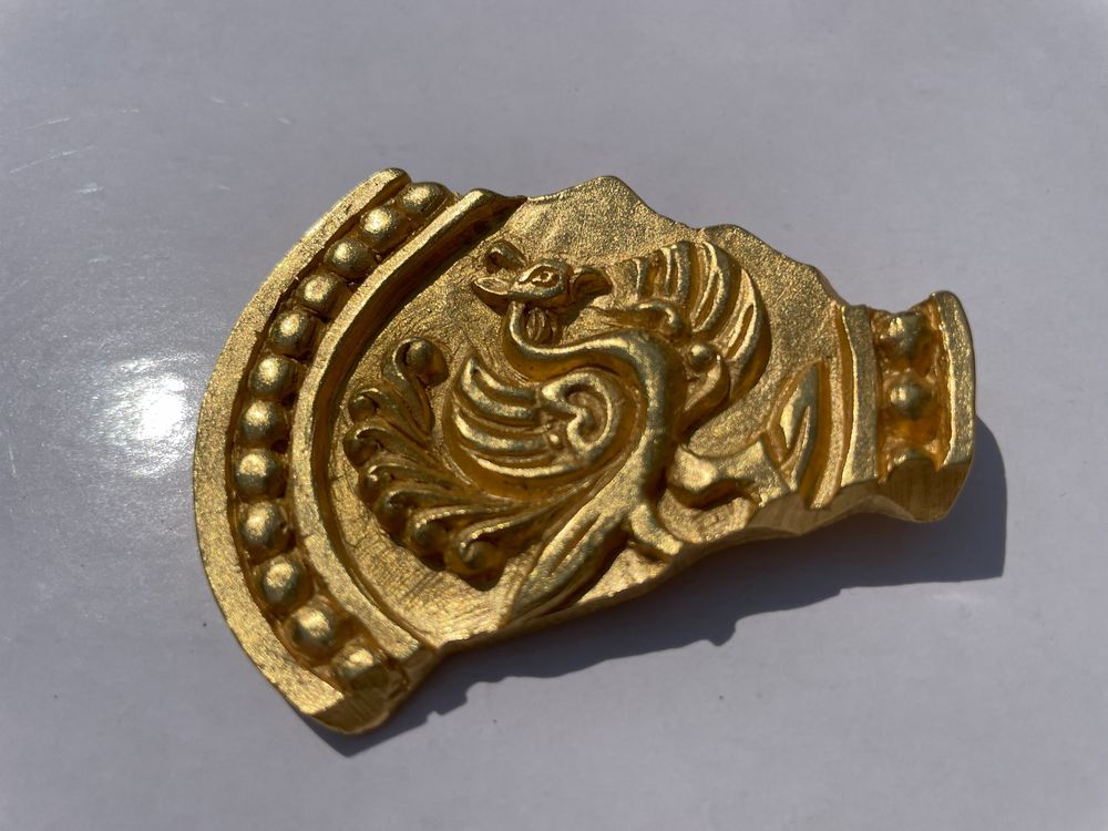 Broche dor&eacute;e MUSEE NATIONAUX phoenix Bijoux et montres