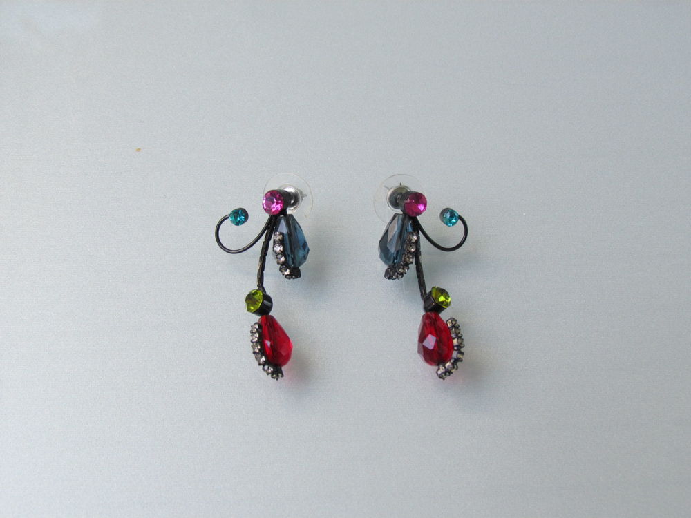 Parure fantaisie neuve Bijoux et montres