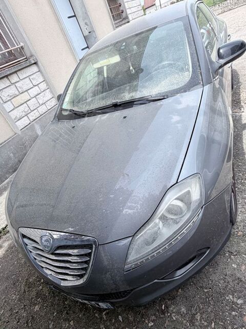 Lancia Delta 2.0 Multijet 16v 165 DPF Executive 2011 occasion Aubigny-sur-N&egrave;re 18700