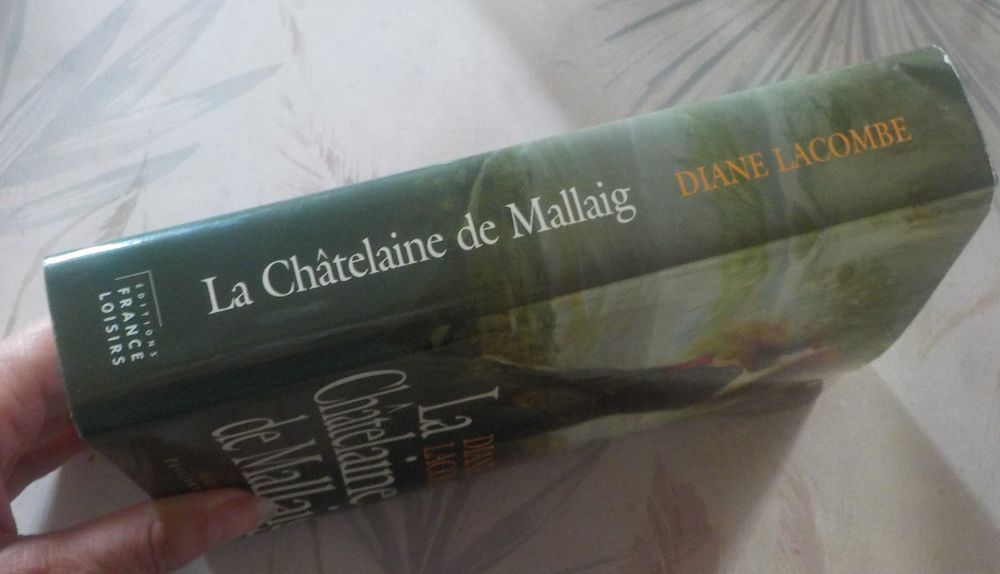 LA CHATELAINE DE MALLAIG de Diane LACOMBE Ed. France Loisirs Livres et BD