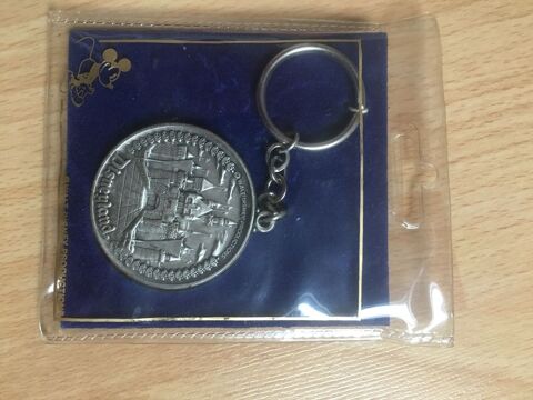 m�daille Disney :  2 pi�ces, 2 couleurs 10 Tourcoing (59)