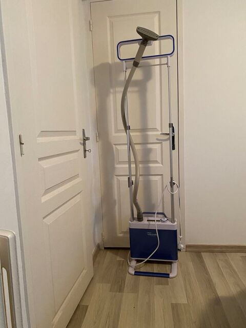 Dfroisseur vertical  Polti VAPORELLA 70 Plouescat (29)