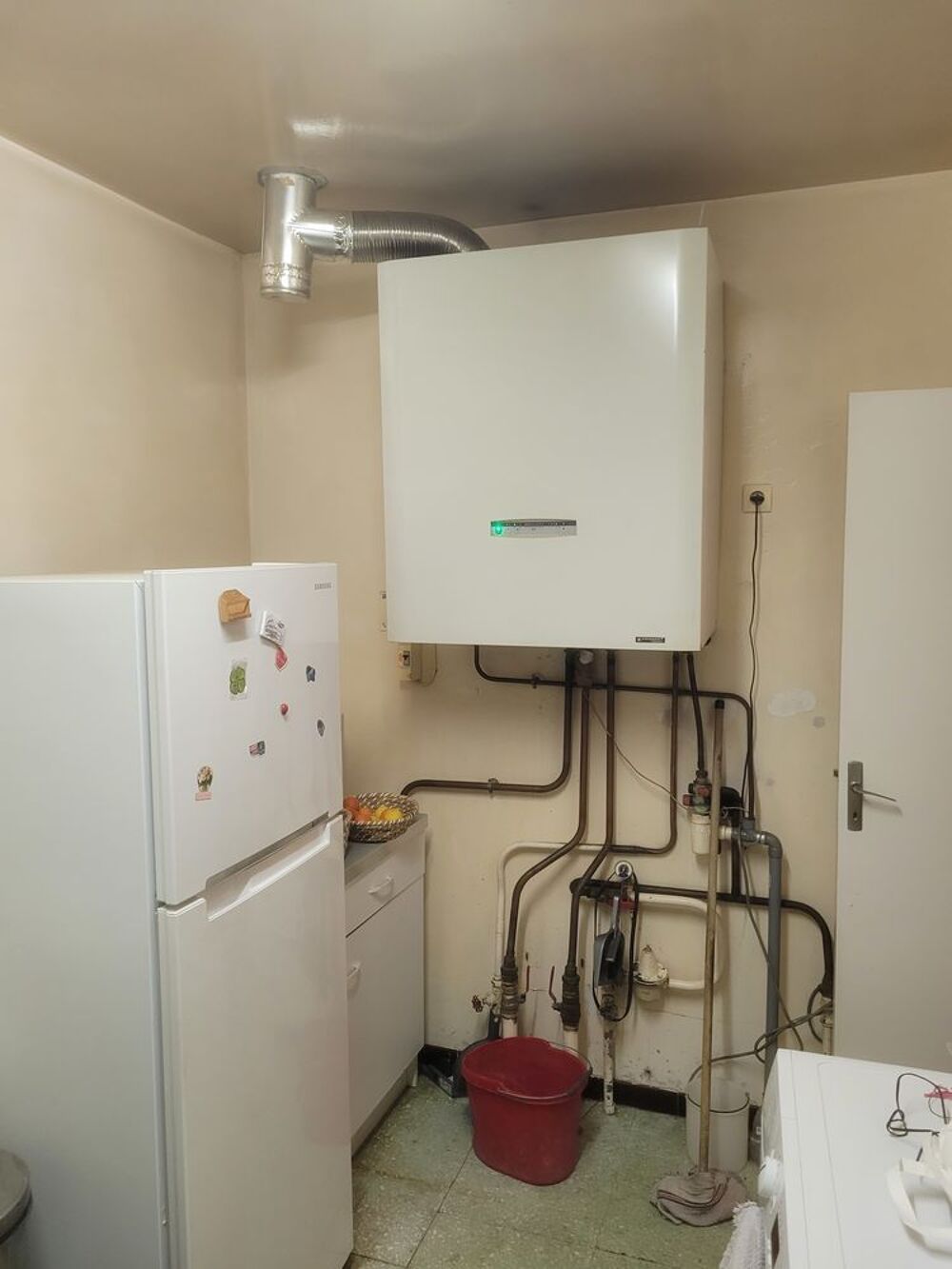 Chaudi&egrave;re &agrave; gaz FRISQUET Hydroconfort 80/450 avec ballon 80l Bricolage