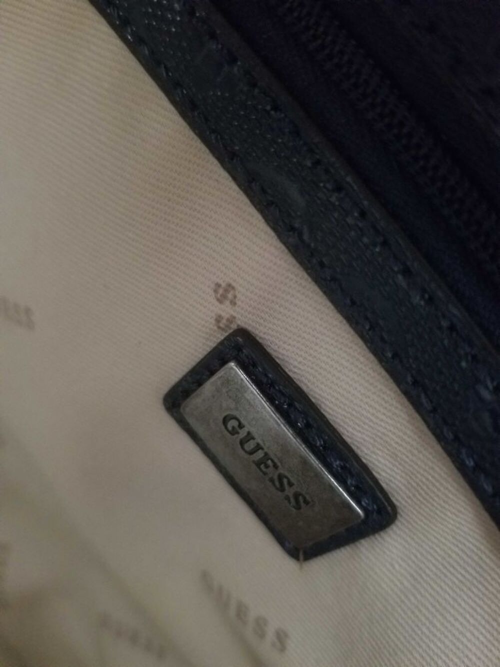 sac cabas femme GUESS Maroquinerie