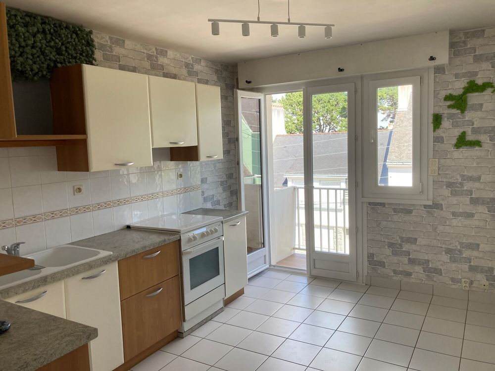 Location Appartement GRAND T2 DE 63M2 Lorient
