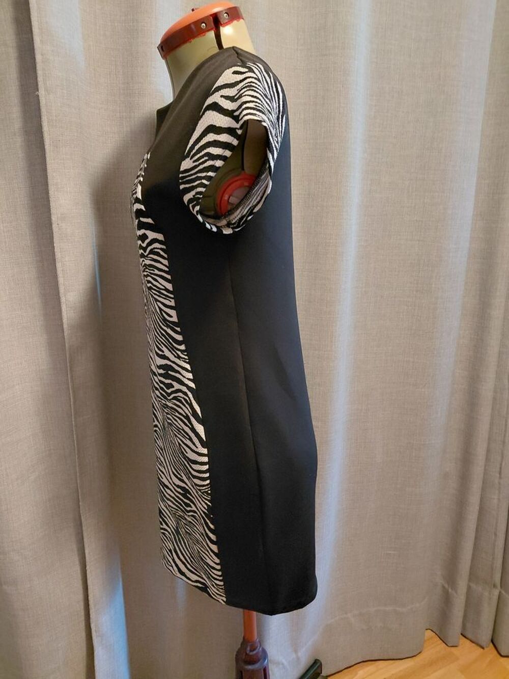 Petite Robe Vêtements