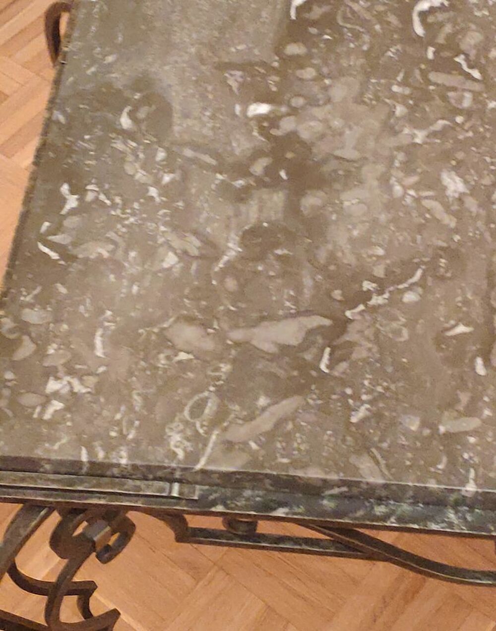 Table basse fer forg&eacute; et marbre parfait &eacute;tat Meubles