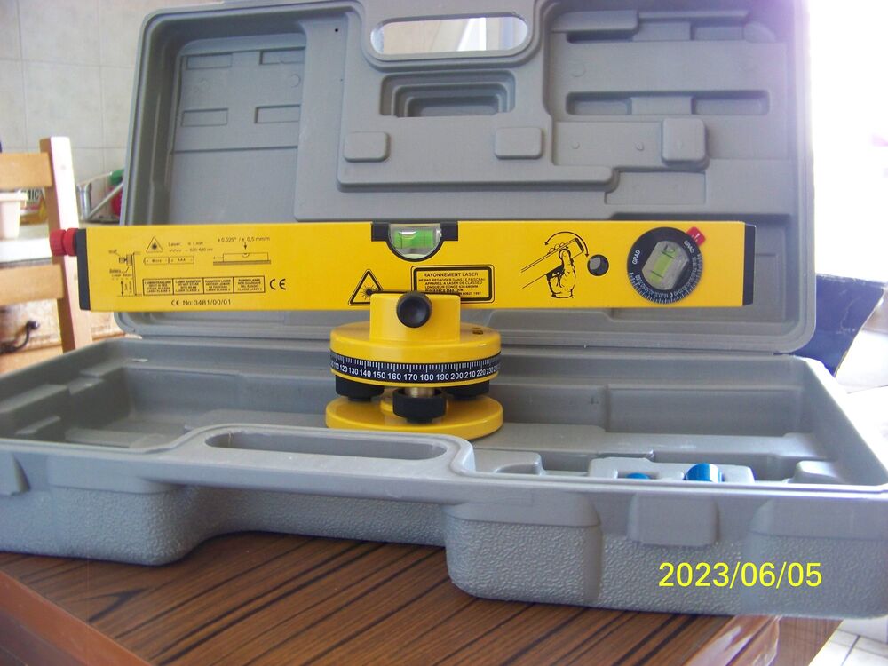 NIVEAU LASER Bricolage