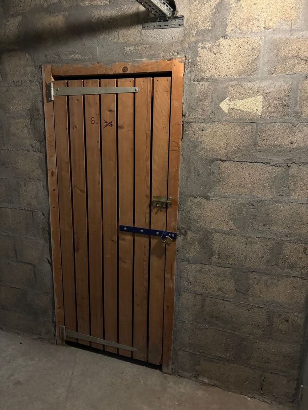 Location Autre Box/Cave/Local de stockage de 4,6 m2 ? PLACE D'ALIGRE (12ème Paris 12