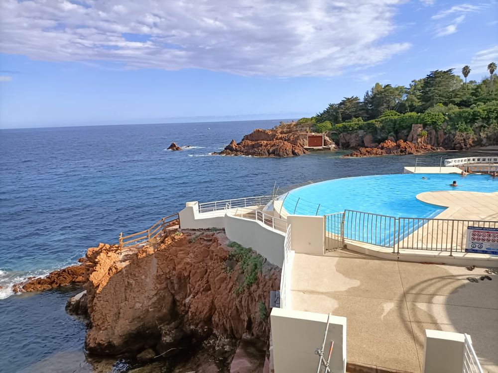 Vente Appartement Site exceptionnel sur la Côte d'Azur : la corniche d'or Saint-raphaël