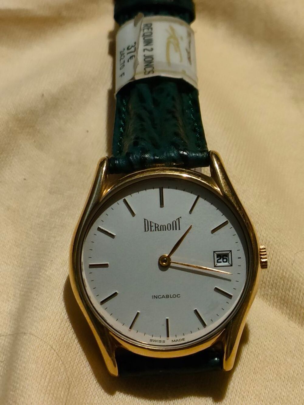 Montre vintage DERMONT 60' neuve de stock
Bijoux et montres