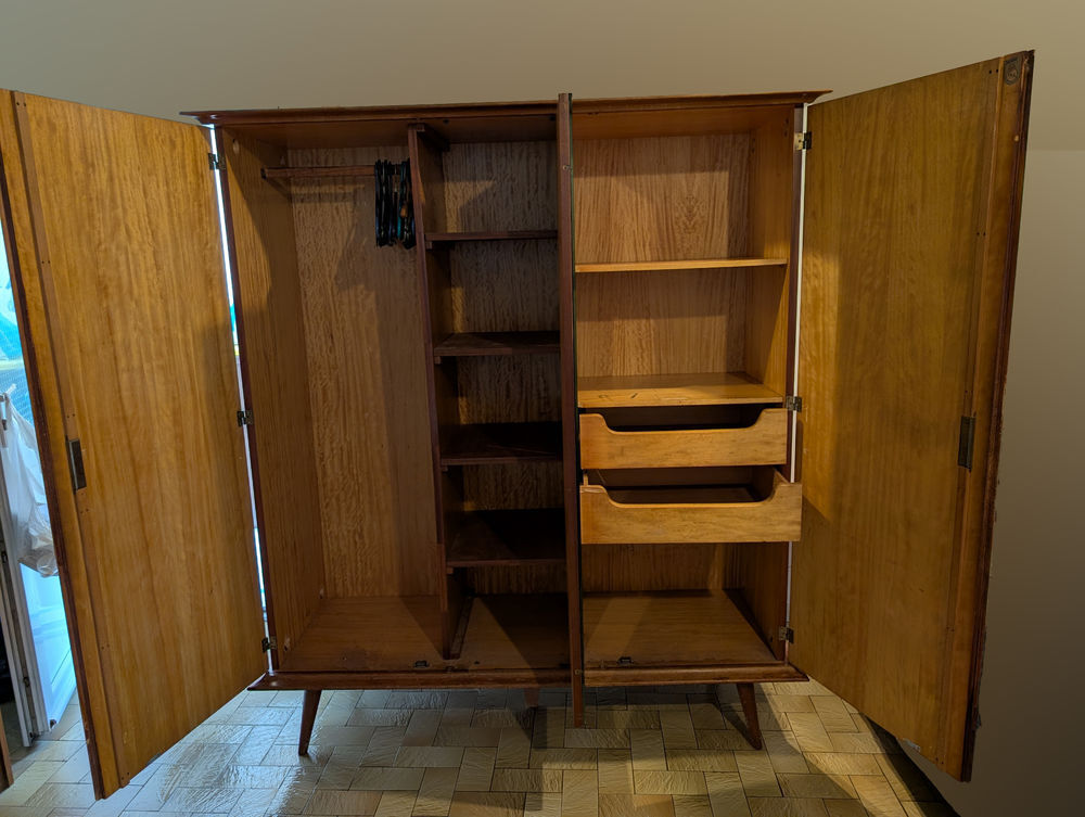 Grande armoire Meubles