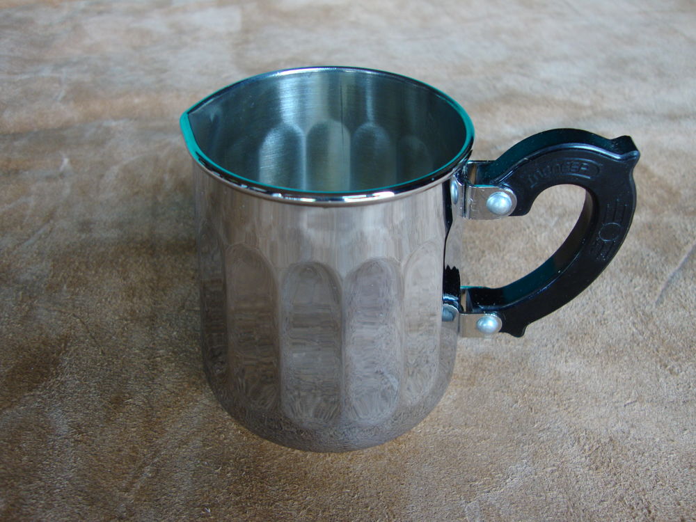 Pot &agrave; lait MENESA, cuivre chrom&eacute; (ann&eacute;e 60) Décoration
