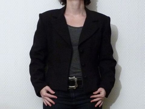 Veste Courte Kaki et Noir- Taille 1- Cote A Cote 12 Paris 15 (75)