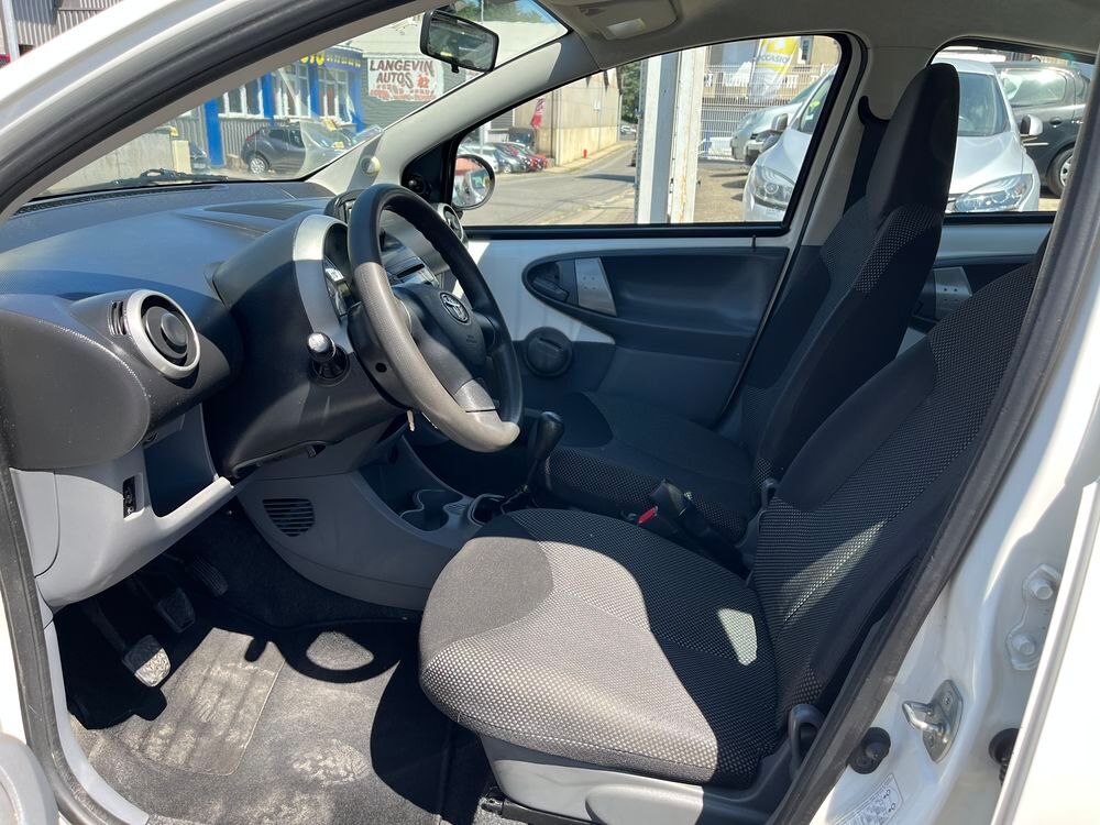 Aygo 1.0 VVT-i Limited Edition 2011 occasion 42700 Firminy
