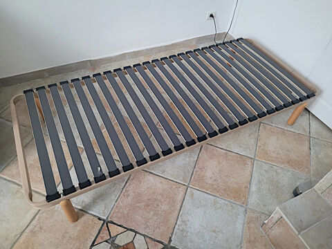 2 Lits 1 place : sommier + matelas, vendus s�par�ment
60 Nice (06)