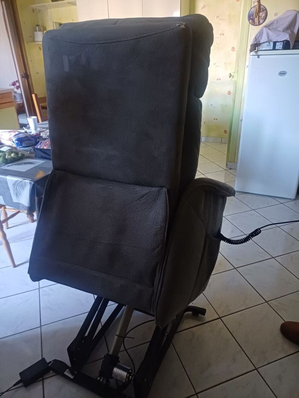 Fauteuil releveur &eacute;lectrique Meubles