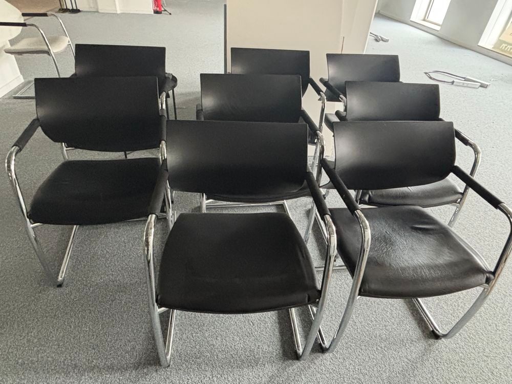 CHAISES NOIRES LUXY Meubles