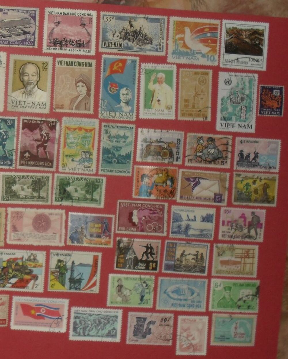 Lot de 87 timbres oblit&eacute;r&eacute;s du VIET NAM. 